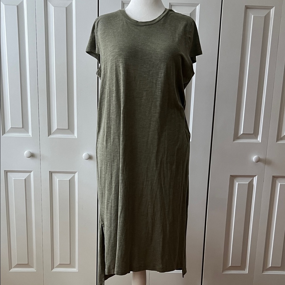 Jessica Simpson Olive Green Midi T-Shirt Dress